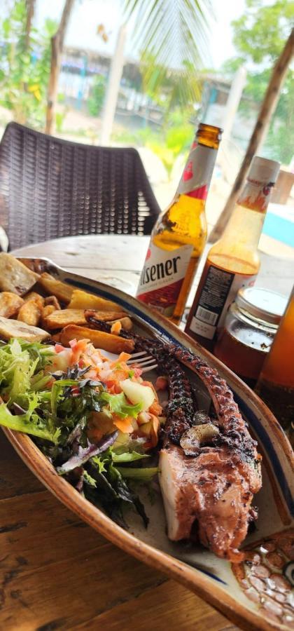 Surf & Turf 호텔 Zacatecoluca 외부 사진